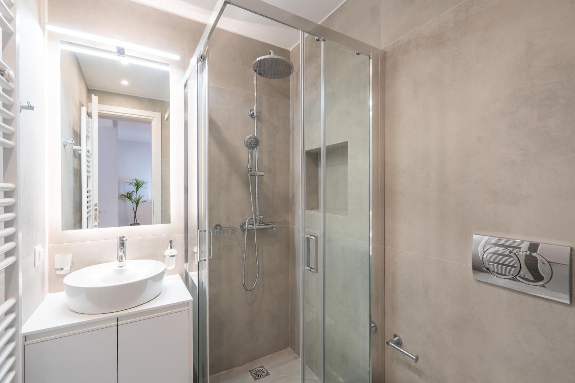 Luxury Apartment Next To The National Museum Atina Dış mekan fotoğraf