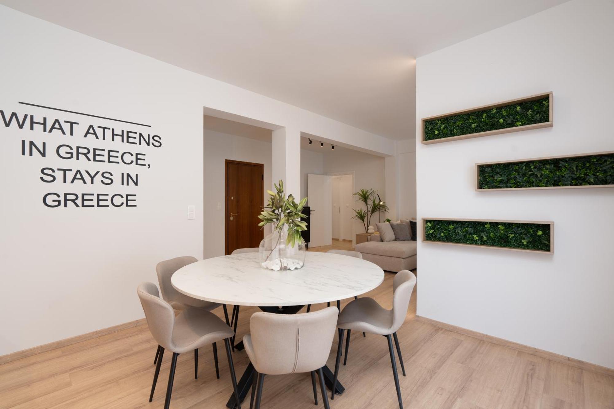Luxury Apartment Next To The National Museum Atina Dış mekan fotoğraf