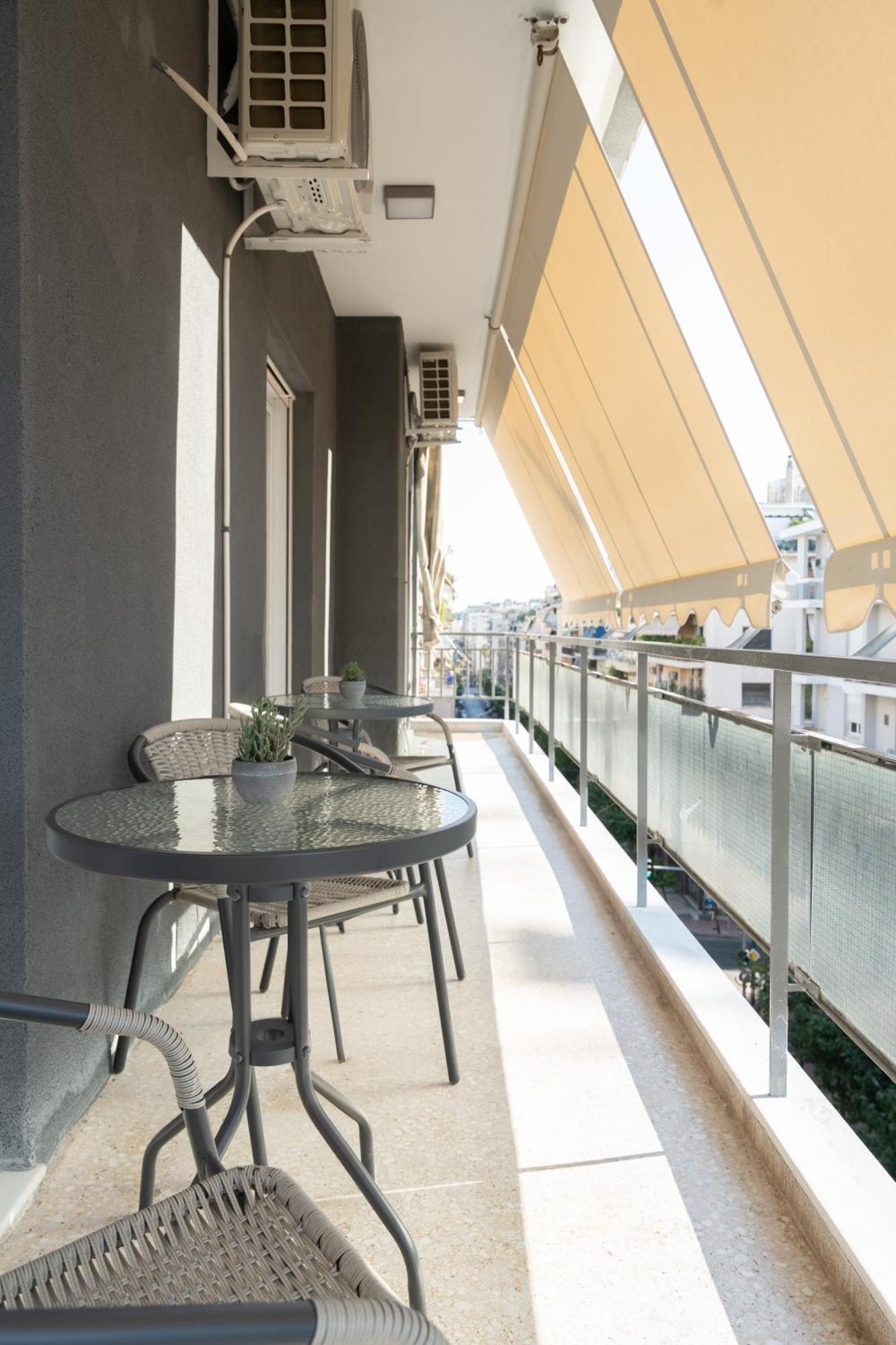 Luxury Apartment Next To The National Museum Atina Dış mekan fotoğraf